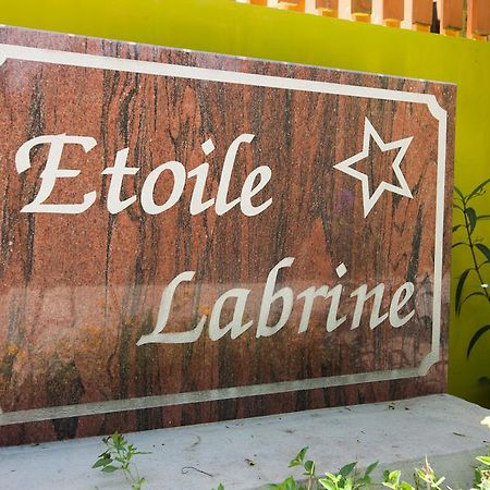 Etoile Labrine Guest House La Digue Exterior photo