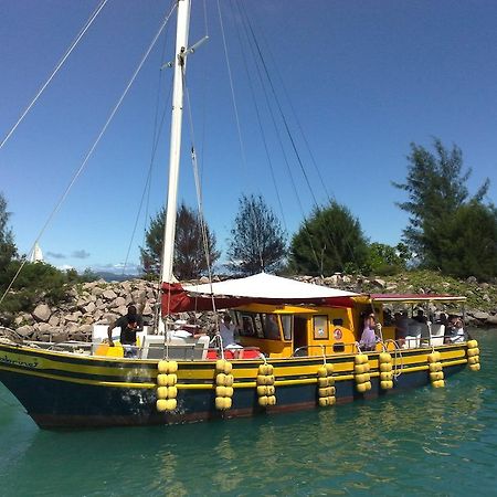 Etoile Labrine Guest House La Digue Exterior photo