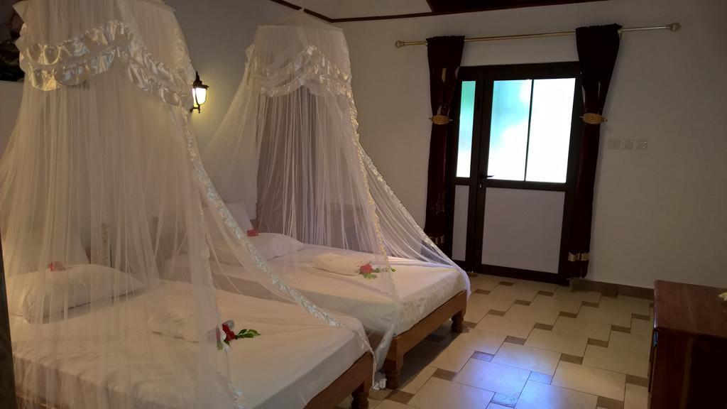 Etoile Labrine Guest House La Digue Room photo