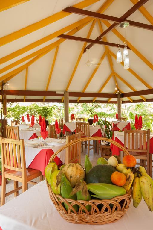 Etoile Labrine Guest House La Digue Exterior photo