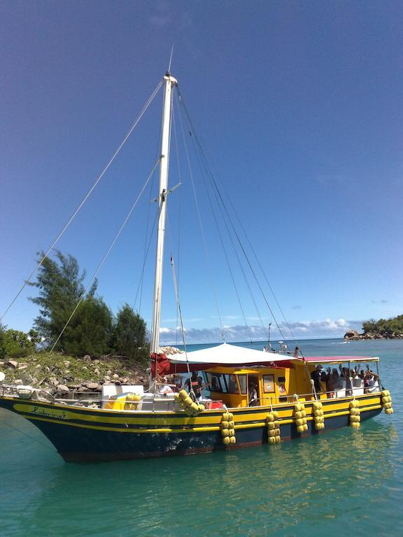 Etoile Labrine Guest House La Digue Exterior photo